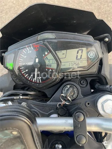 Yamaha MT-03 - Vista 6