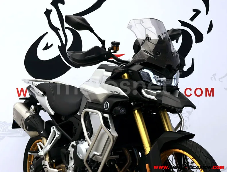 Voge 900DSX - Vista 4