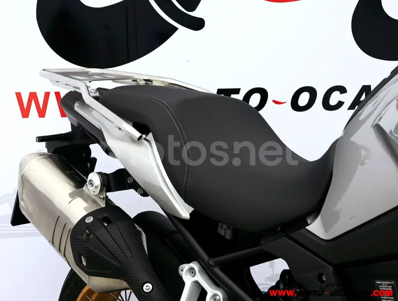 Voge 900DSX - Vista 11