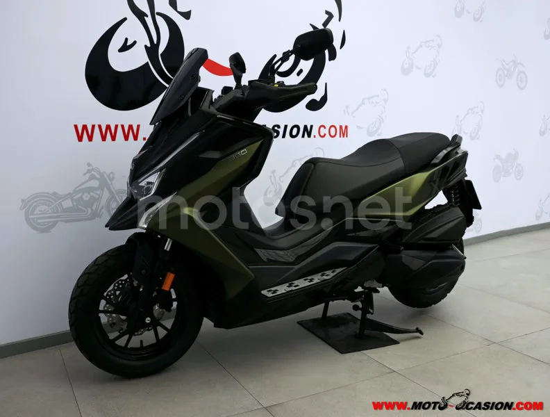 Kymco DTX 350 - Vista 8