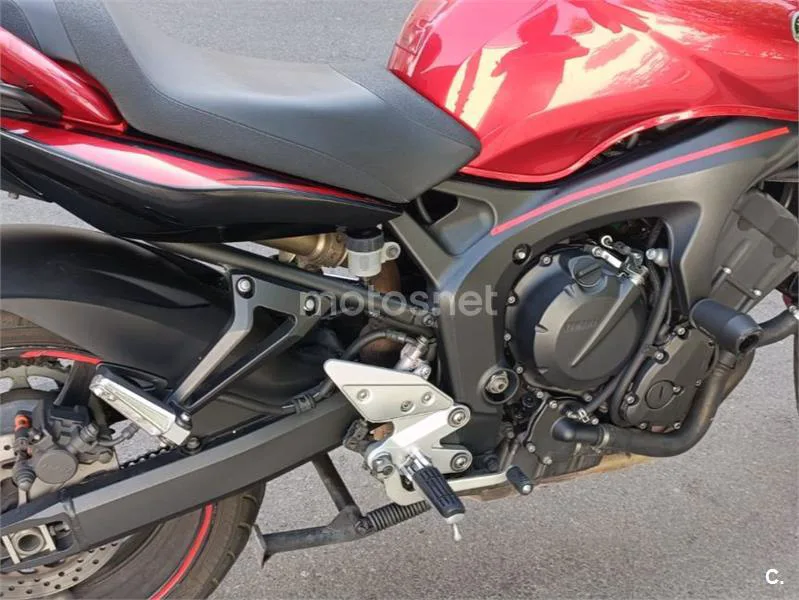 Yamaha FZ1 Fazer - Vista 3