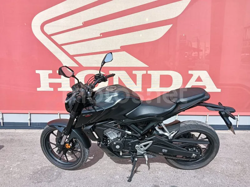 Honda CB125R 4290 € 2023 Alicante - 1