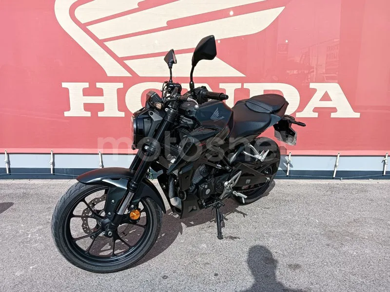 Honda CB125R 4290 € 2023 Alicante - 2