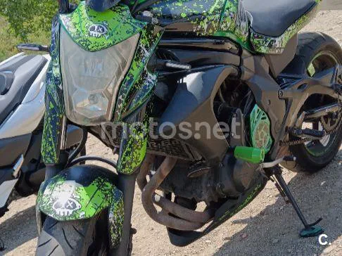 Kawasaki ER-6n - Vista 4