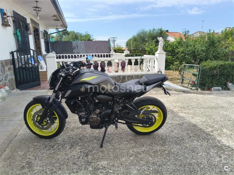 Yamaha MT-07 - Vista 4