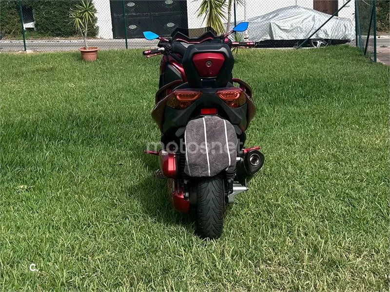 Yamaha XMAX 125 - Vista 4