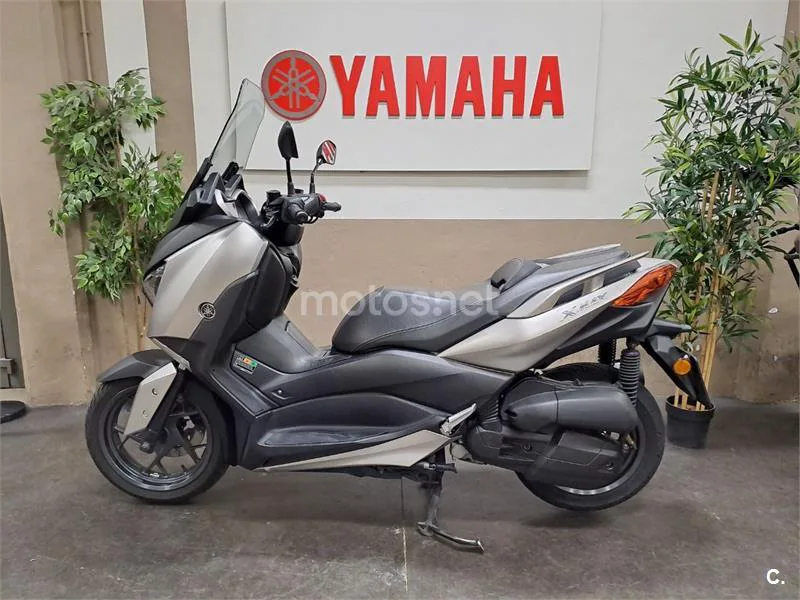 Yamaha XMAX 125 - Vista 4