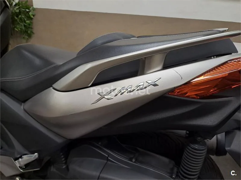 Yamaha XMAX 125 - Vista 10