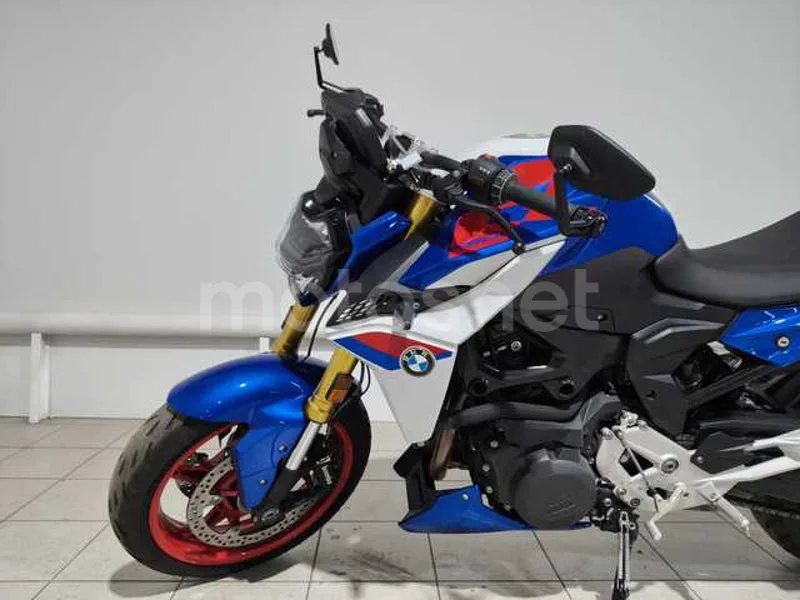 BMW F 900 R - Vista 8