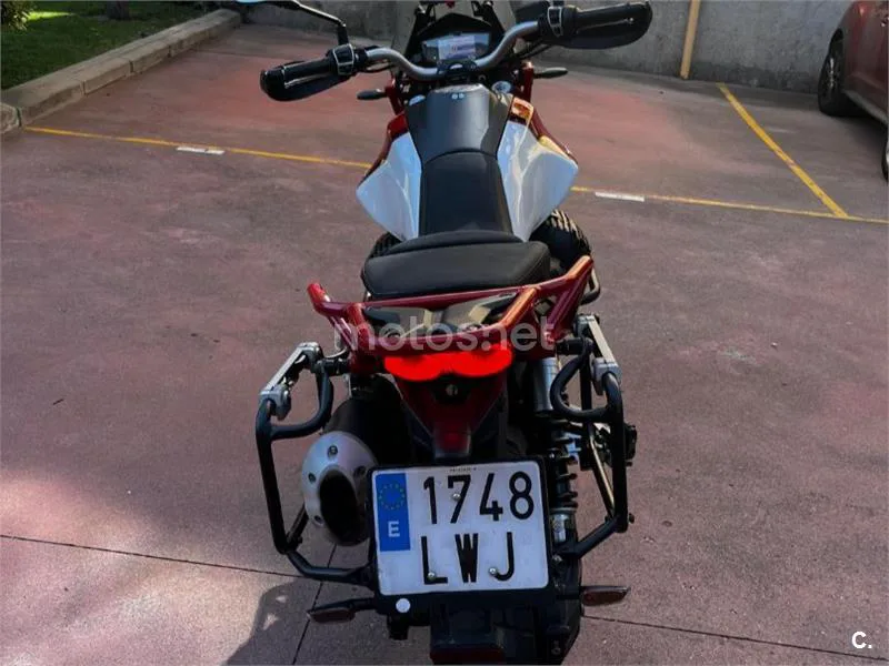 Moto Guzzi V85 TT 6500 € 2022 Madrid - 2