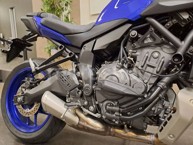 Yamaha MT-07 - Vista 7