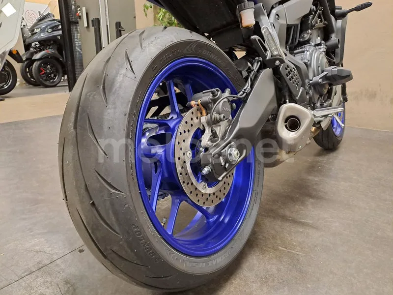 Yamaha MT-07 - Vista 10