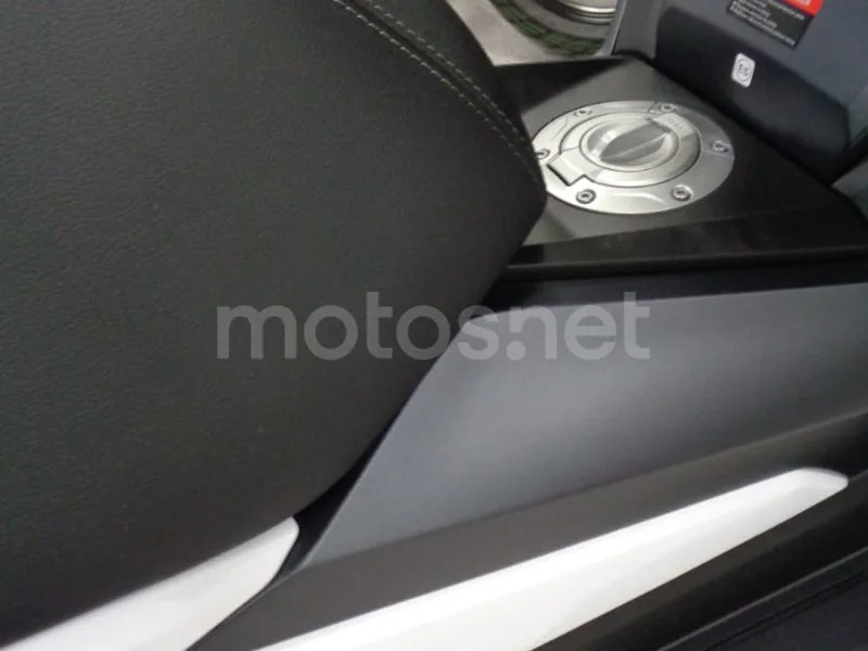 Voge SR4 Max - Vista 10