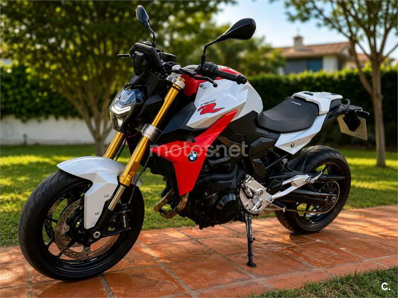 BMW F 900 R - Vista 3