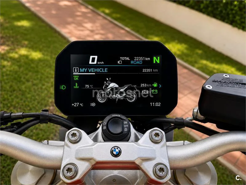 BMW F 900 R - Vista 9