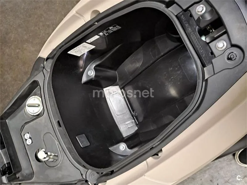 Yamaha Tricity 125 - Vista 13