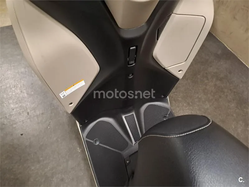 Yamaha Tricity 125 - Vista 9