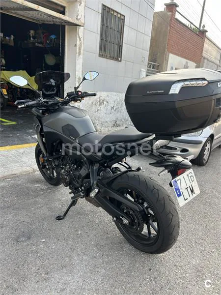 Yamaha Tracer 7 - Vista 4