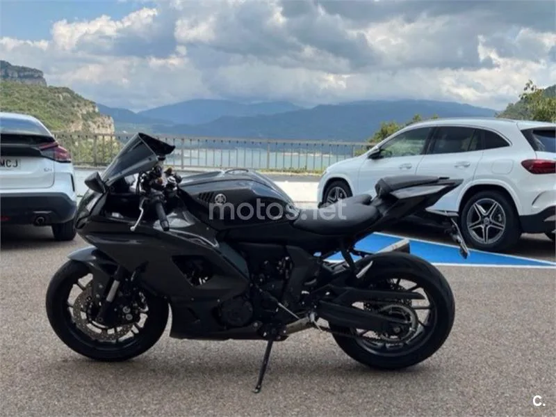 Yamaha YZF-R7 - Vista 4
