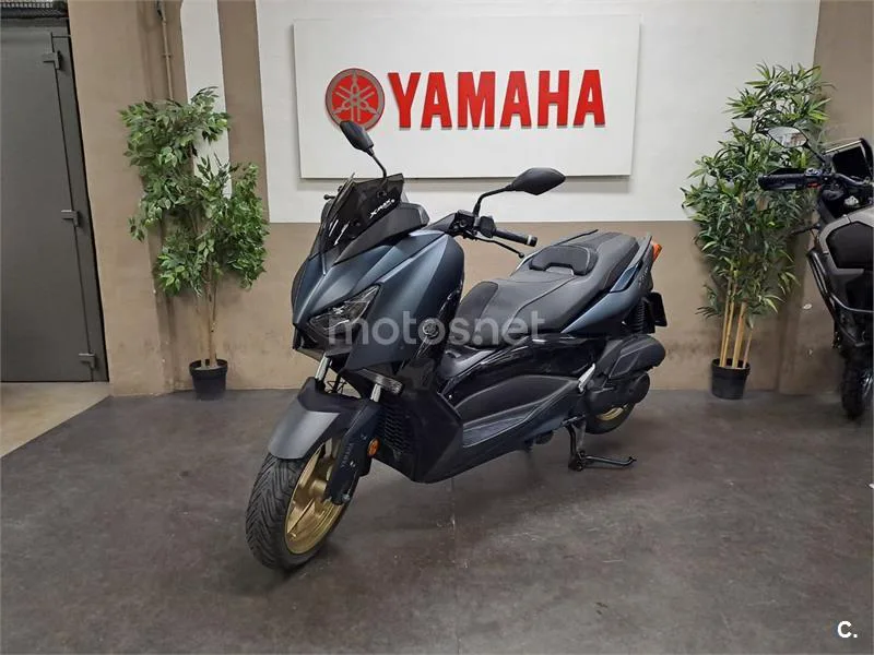 Yamaha XMAX 125 - Vista 3