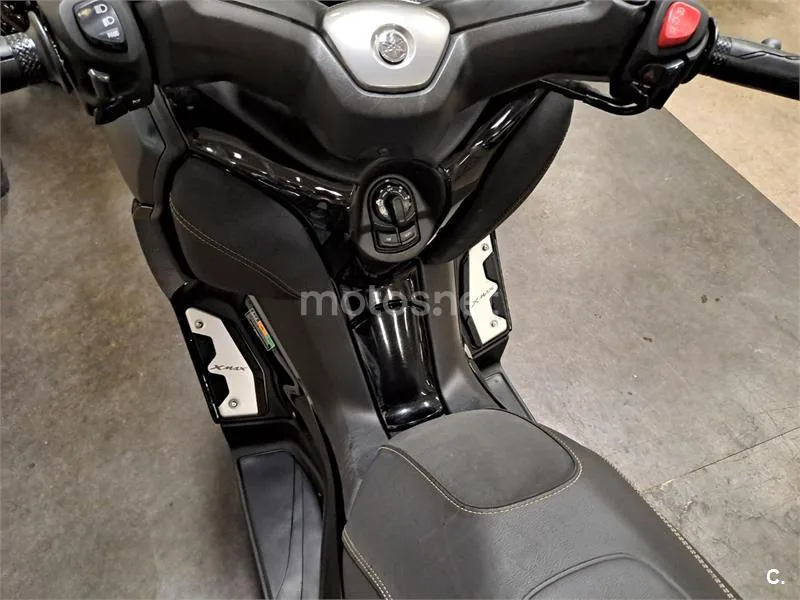 Yamaha XMAX 125 - Vista 10