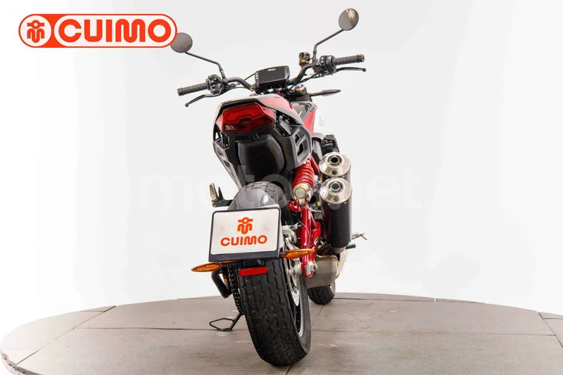Indian FTR 1200 - Vista 5
