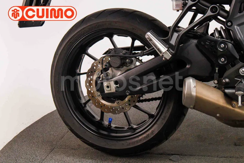 Yamaha Tracer 700 - Vista 16
