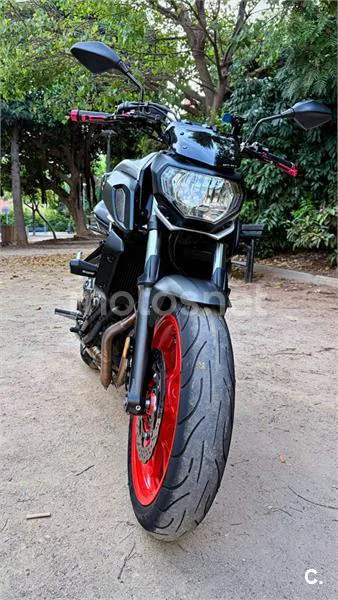 Yamaha MT-07 - Vista 5