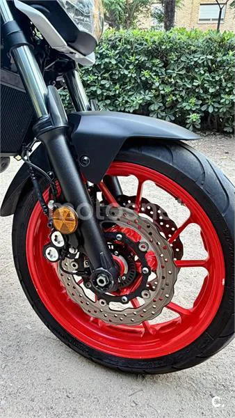 Yamaha MT-07 - Vista 9