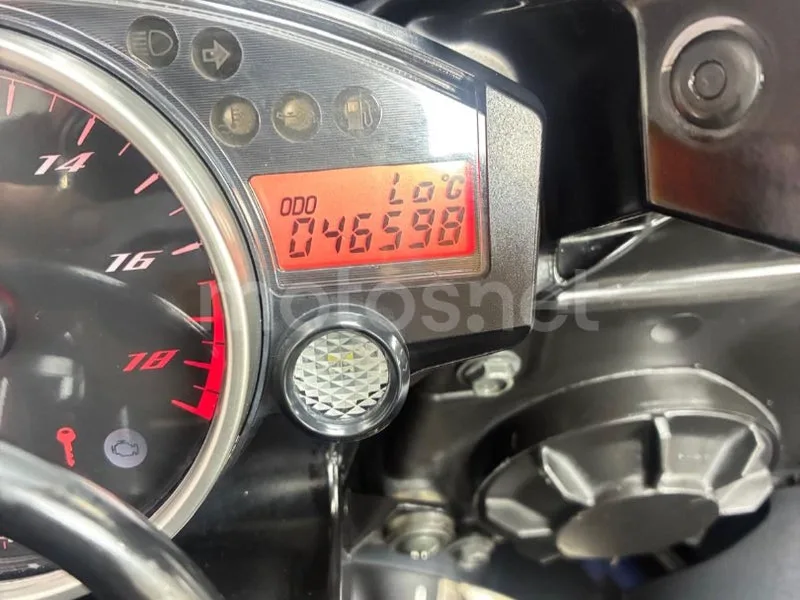 Yamaha YZF-R6 - Vista 3