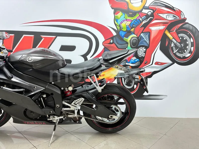 Yamaha YZF-R6 - Vista 5
