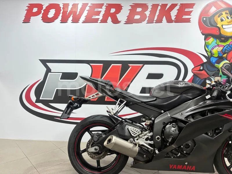 Yamaha YZF-R6 - Vista 9