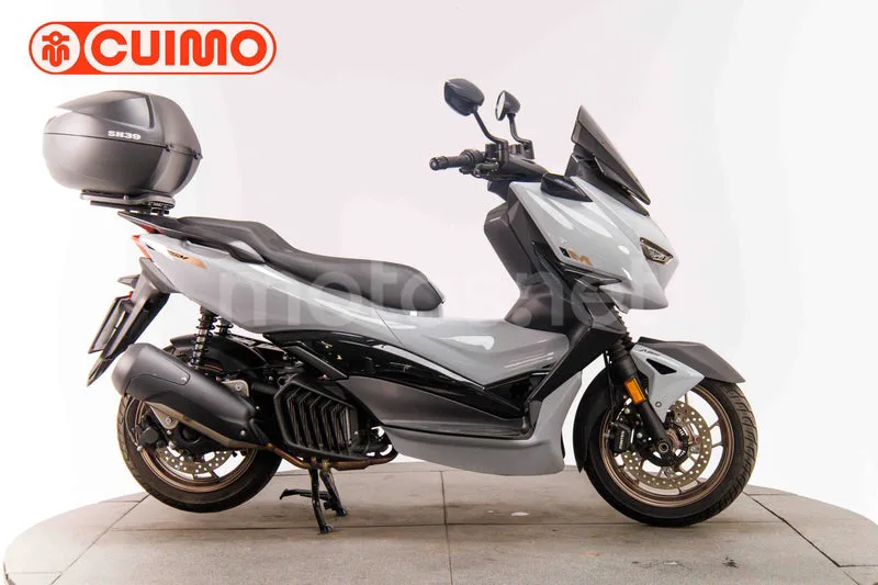 Zontes 125 M 2899 € 2025 Valencia - 2