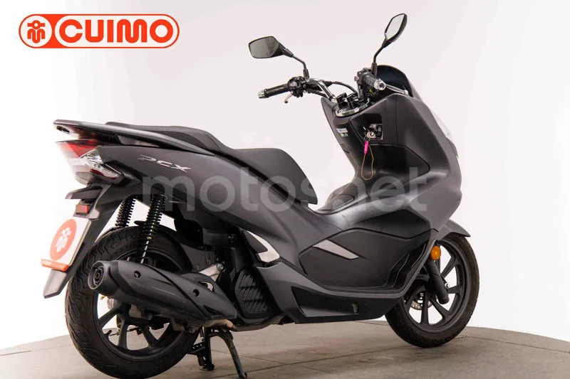 Honda PCX125 - Vista 4