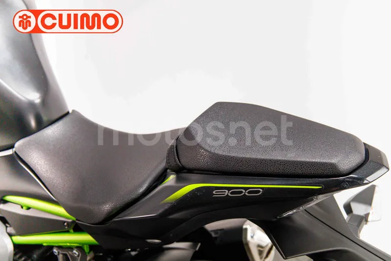 Kawasaki Z900 - Vista 22