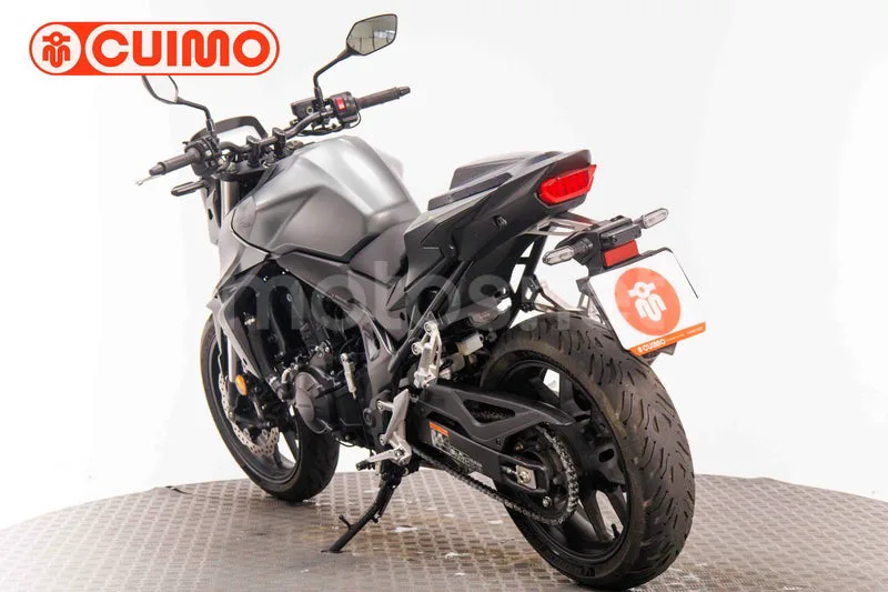 Honda CB750 Hornet - Vista 6