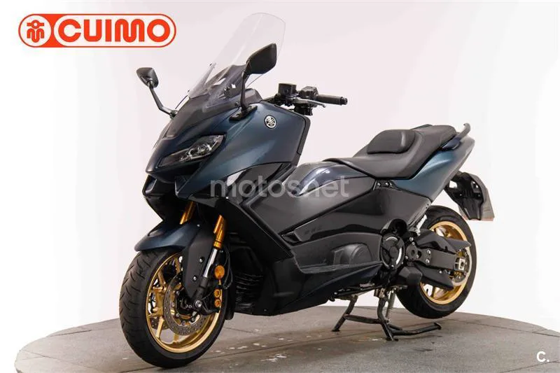 Yamaha TMAX 560 - Vista 9