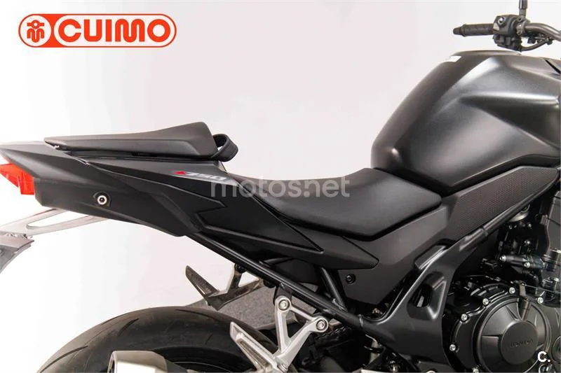 Honda CB750 Hornet - Vista 19