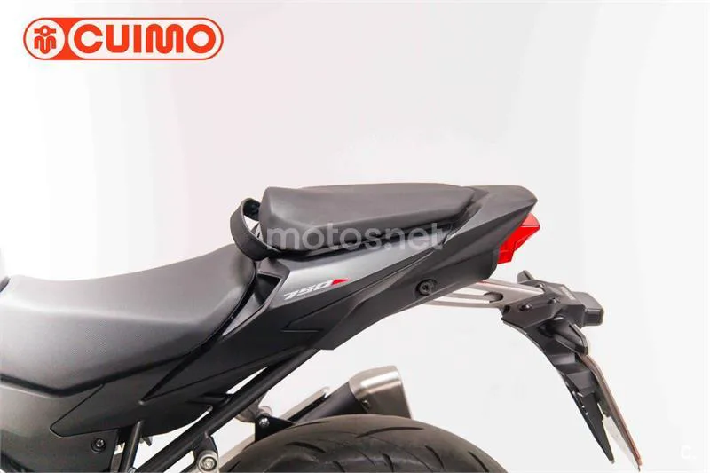 Honda CB750 Hornet - Vista 26