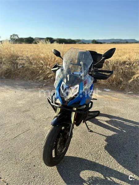 CFMOTO 650MT - Vista 8