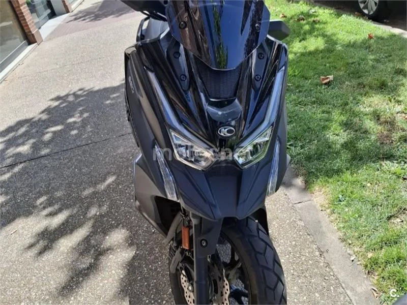 Kymco DTX 350 - Vista 4