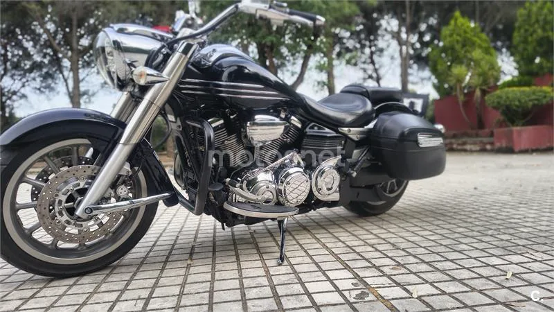 Yamaha XV1900A Midnight Star - Vista 9