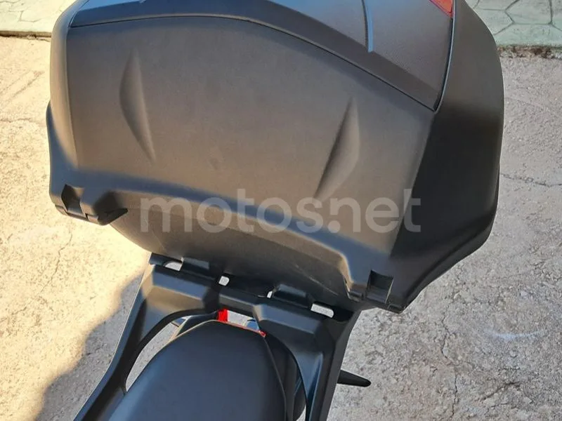 Yamaha MT-07 - Vista 8