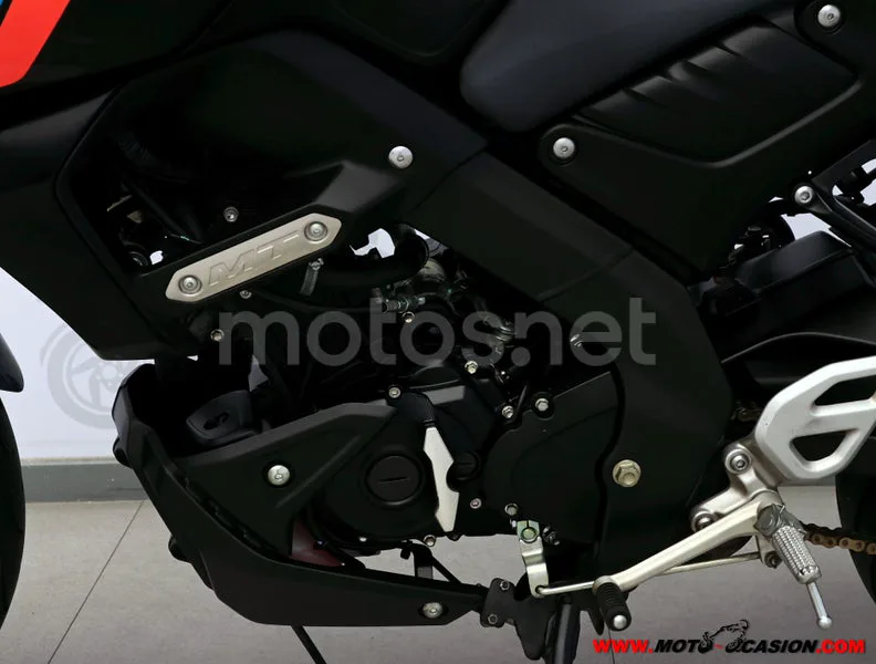 Yamaha MT-125 - Vista 10