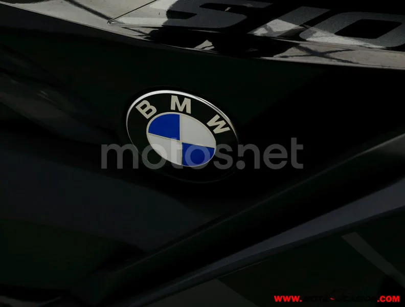 BMW S 1000 XR - Vista 9