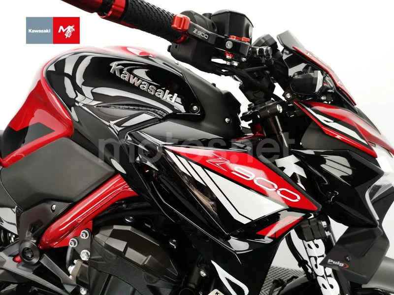 Kawasaki Z900 - Vista 14