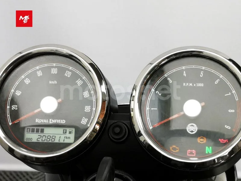 Royal Enfield Interceptor 650 - Vista 9