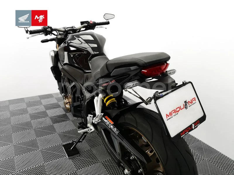 Honda CB650R - Vista 21