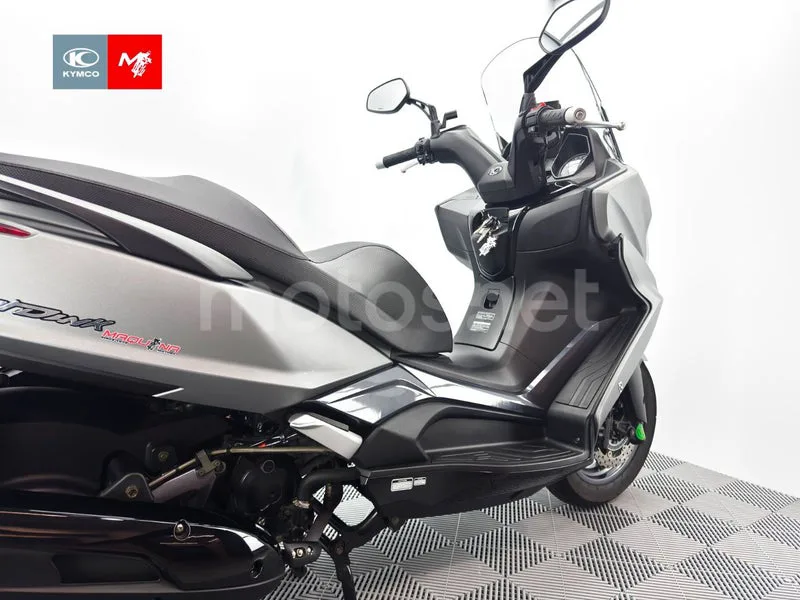 Kymco Super Dink 125 - Vista 5