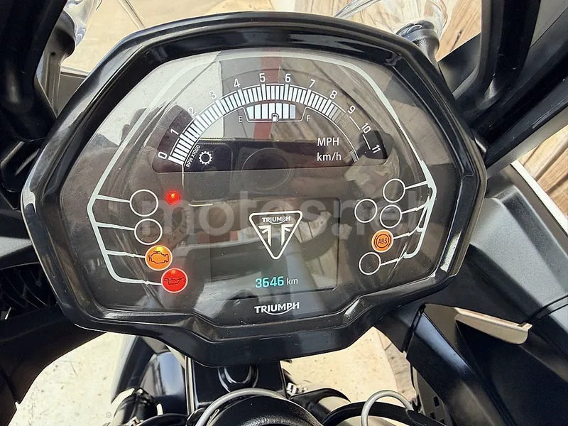 Triumph Tiger Sport 660 - Vista 11